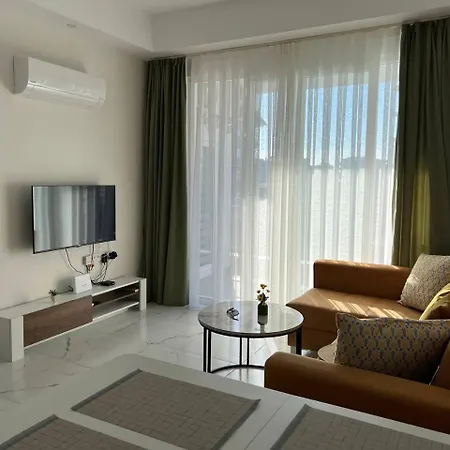 Art Life Apartment